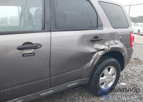 2009 Ford Escape Xlt from USA, damaged, VIN 1FMCU03719KC68045
